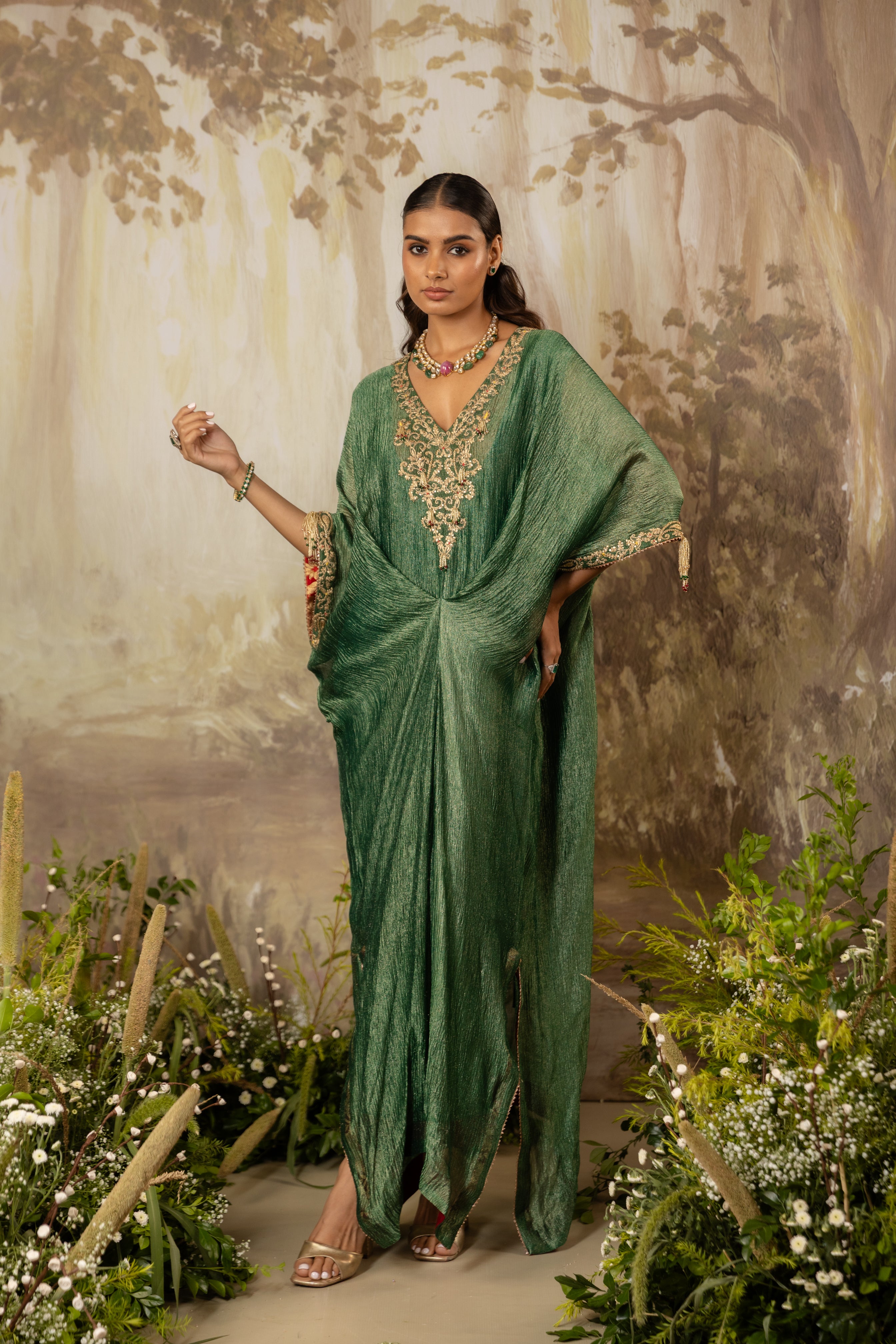 EMERALD GREEN EMBROIDERED KAFTAN