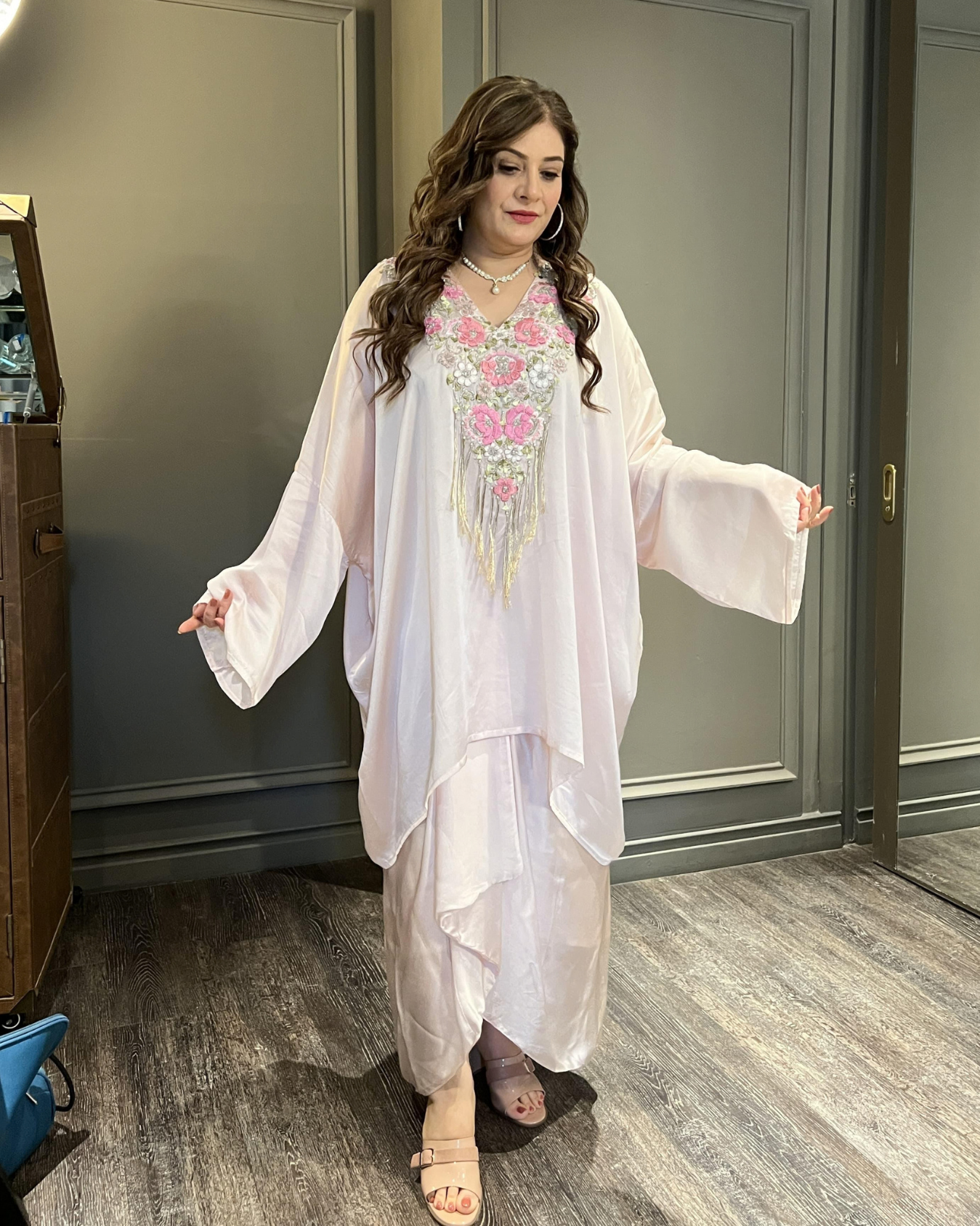 Manjul sharma in Ivory kimono co-ord set