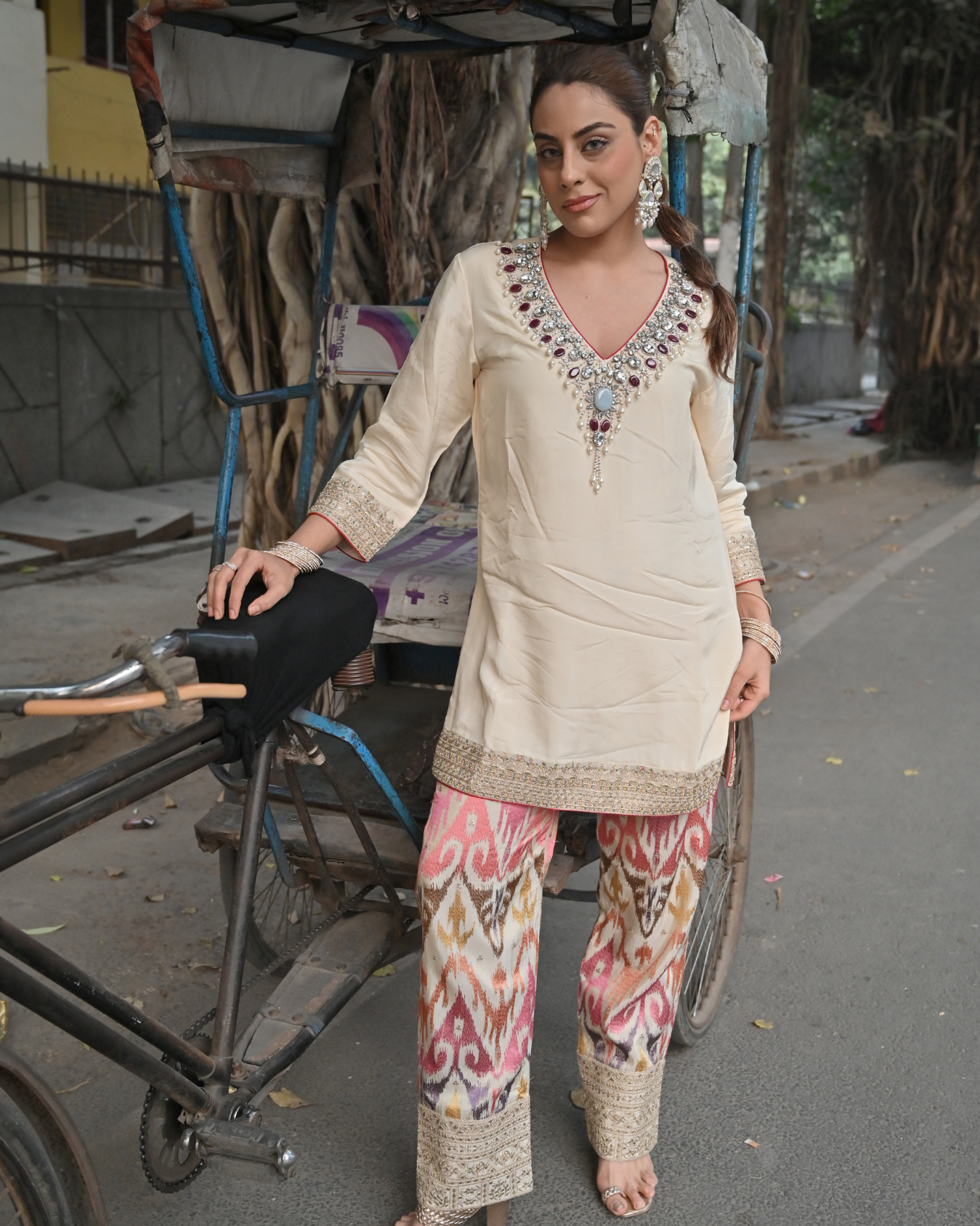 KRITIKA BHASIN in Jeweled short kurta set in red stones