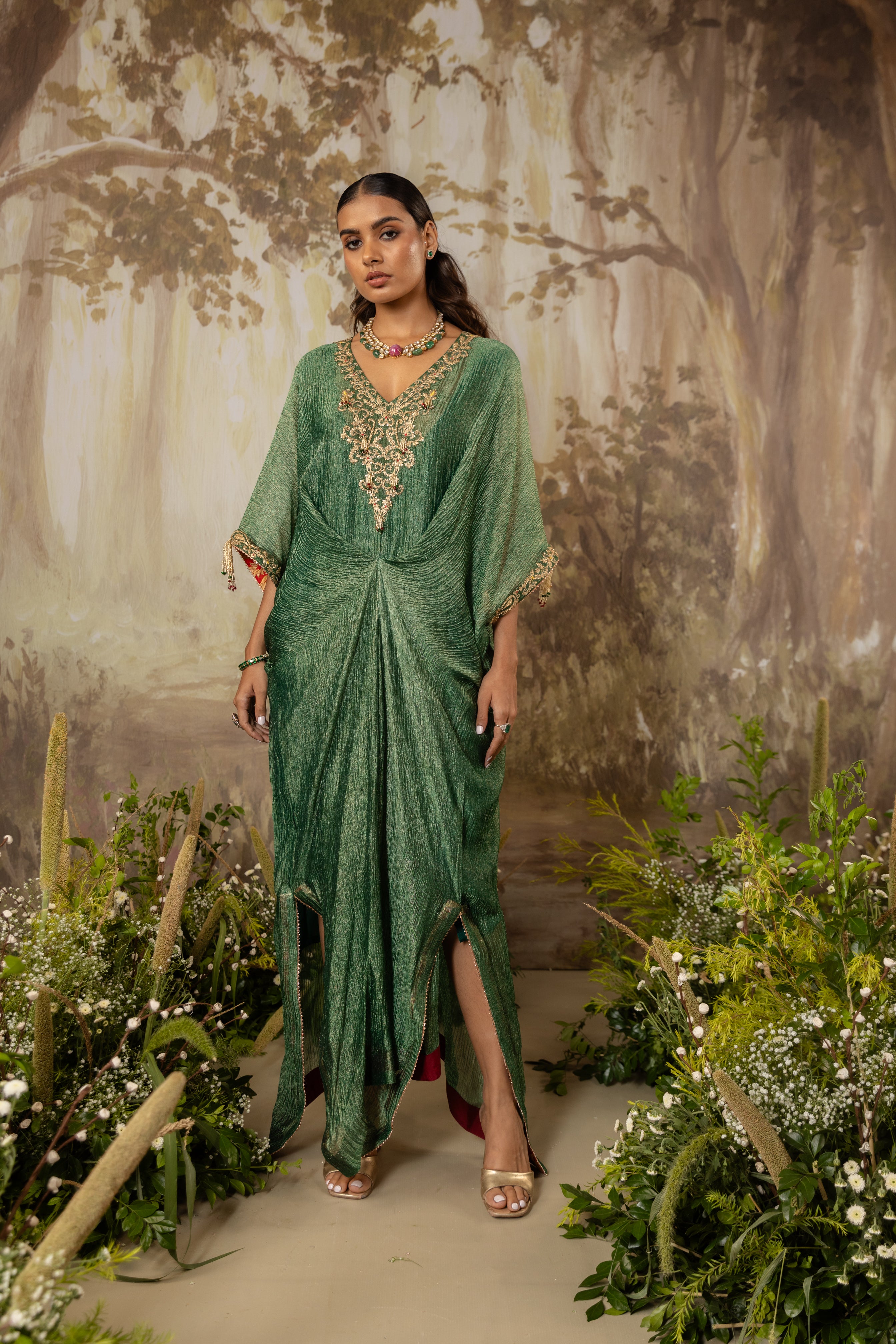EMERALD GREEN EMBROIDERED KAFTAN