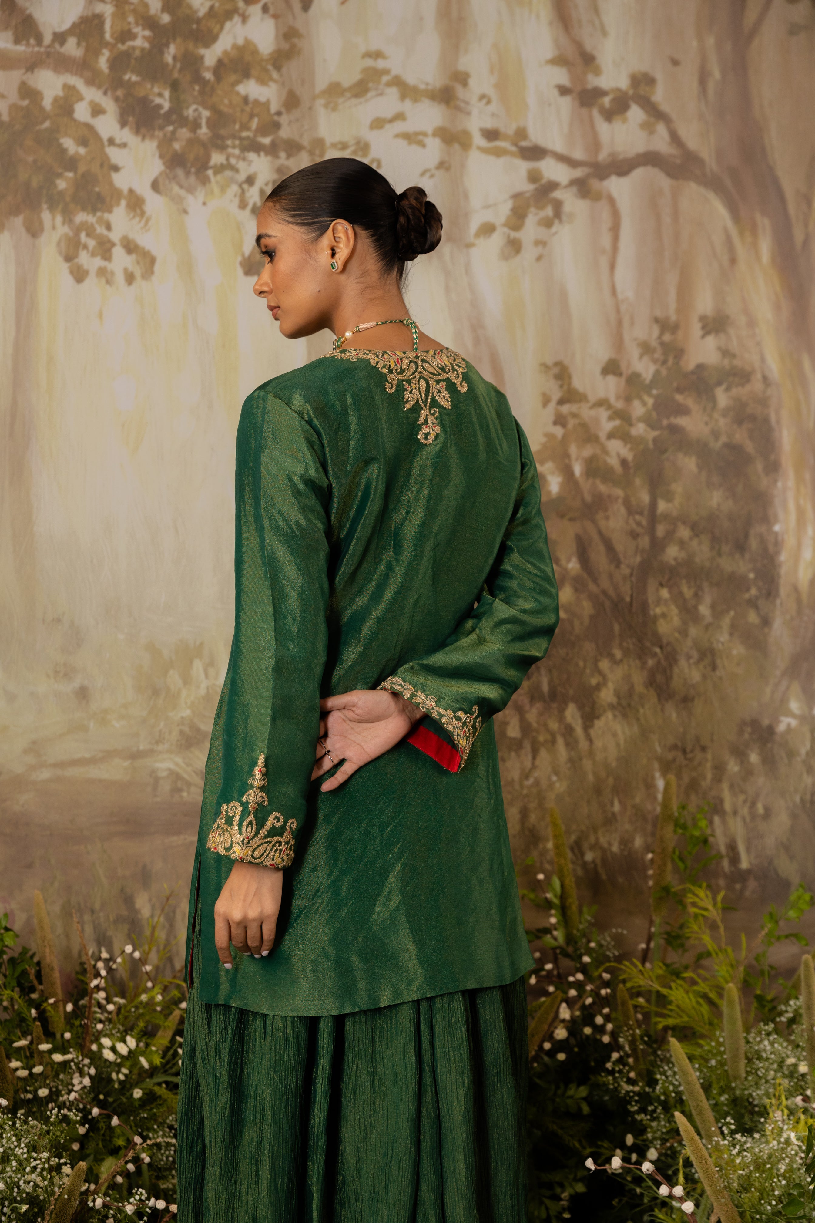 EMERALD GREEN TISSUE EMBROIDERED KURTA SET