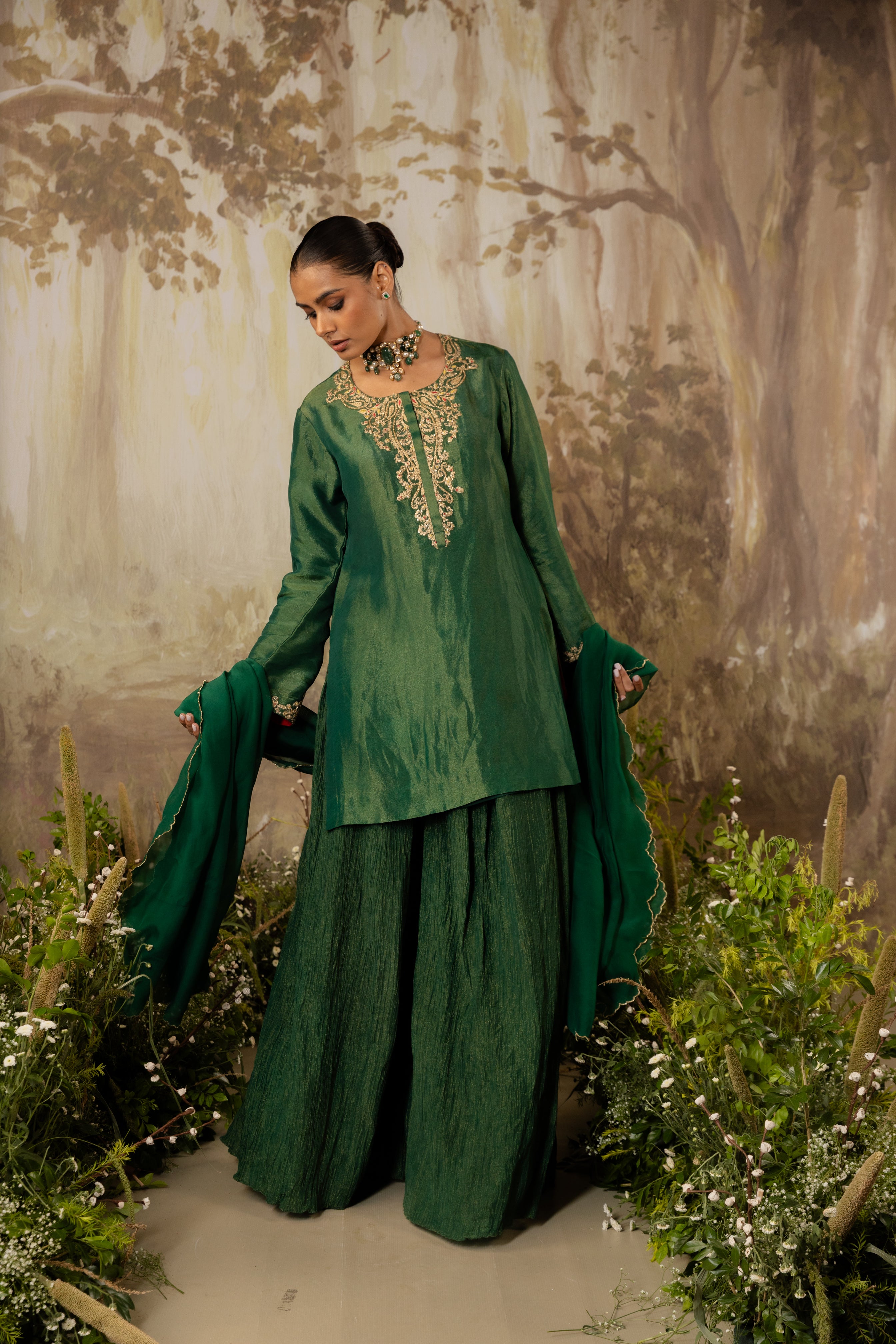 EMERALD GREEN TISSUE EMBROIDERED KURTA SET