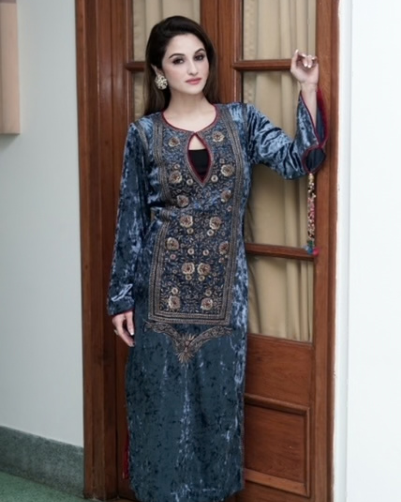 Payal sen in Persian blue embroidered velvet kurta set