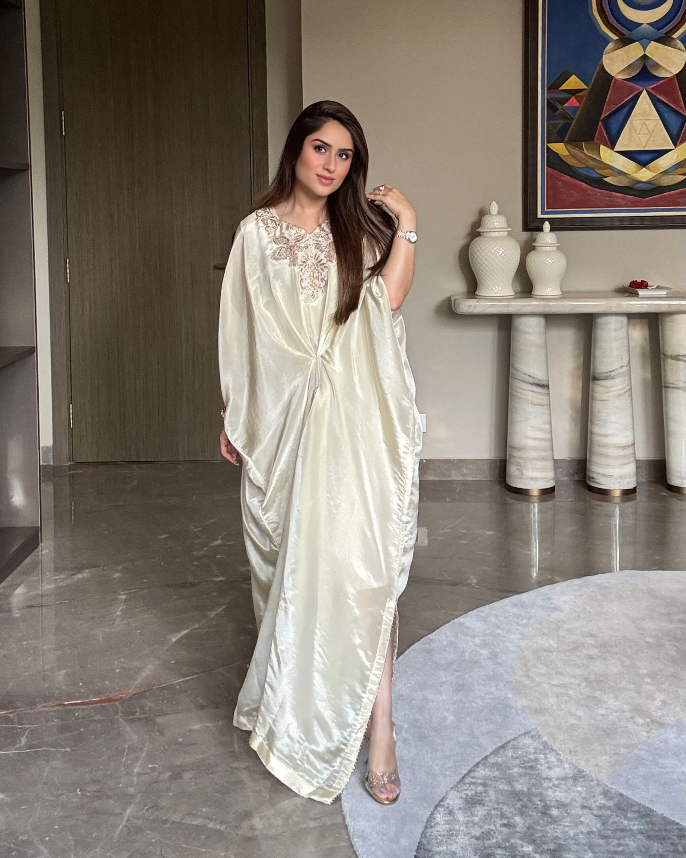 NIKITA VASDEV IN IVORY EMBROIDERED KAFTAN