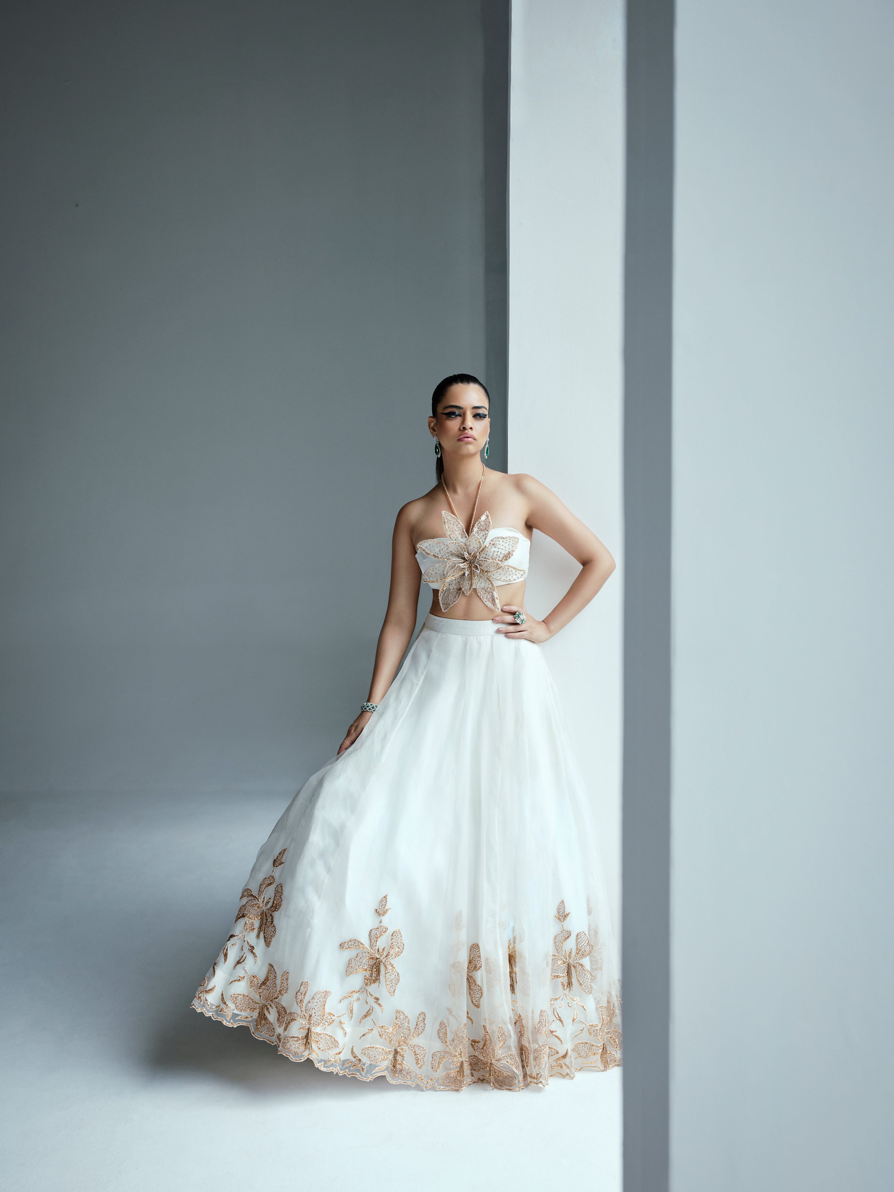 KHUSHI JAIN in Shell White Floral Motifs Lehenga