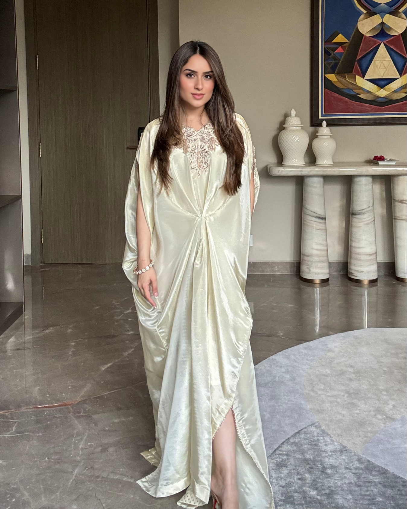 NIKITA VASDEV IN IVORY EMBROIDERED KAFTAN