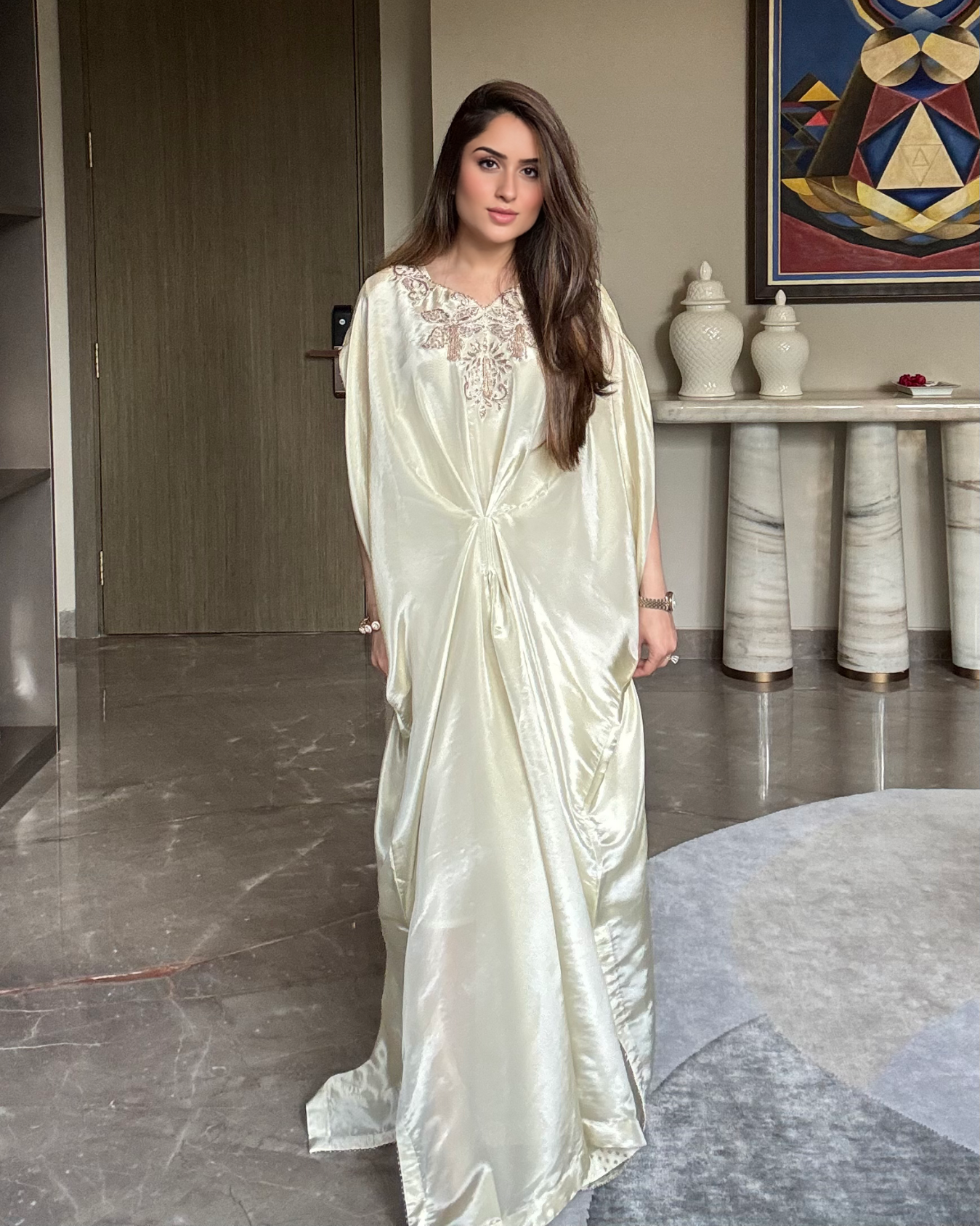 NIKITA VASDEV IN IVORY EMBROIDERED KAFTAN
