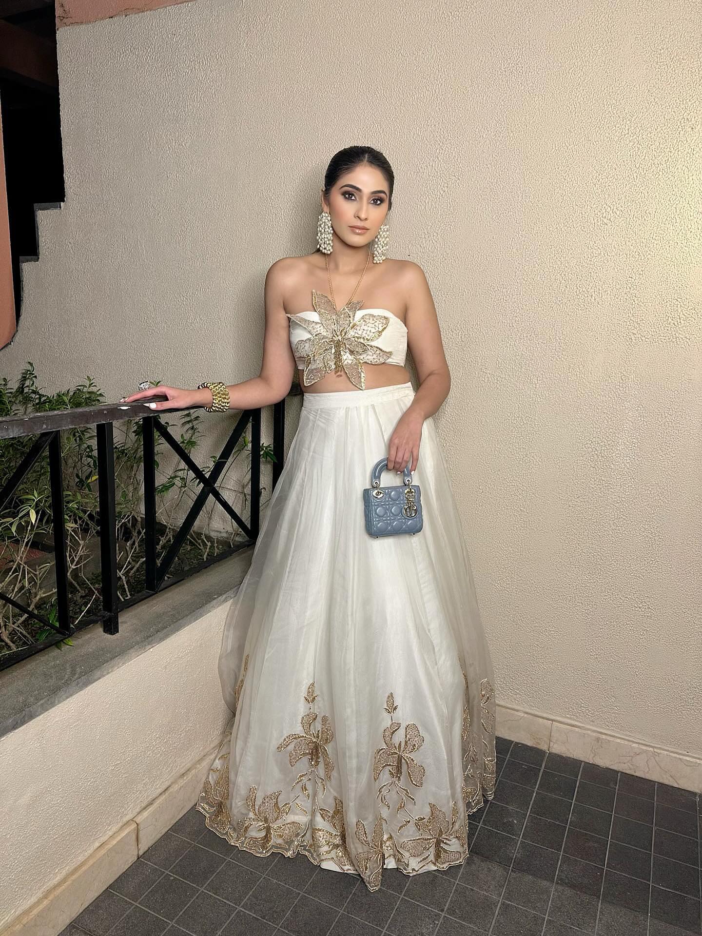 Hena malhotra in Shell White Floral Motifs Lehenga